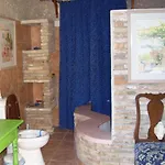 Historic 600 Years Old Beautifully Renovated Mill House Nyaraló